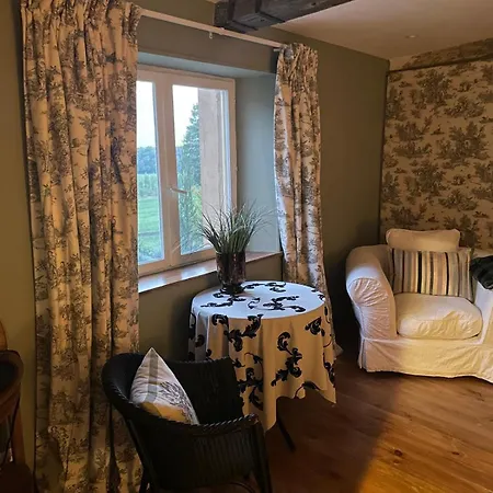 فندق مبيت وإفطار Le Presbytere *