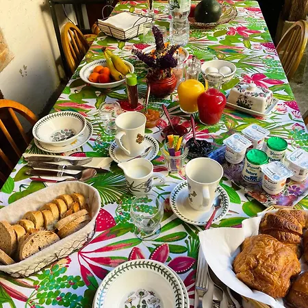 فندق مبيت وإفطار Le Presbytere *